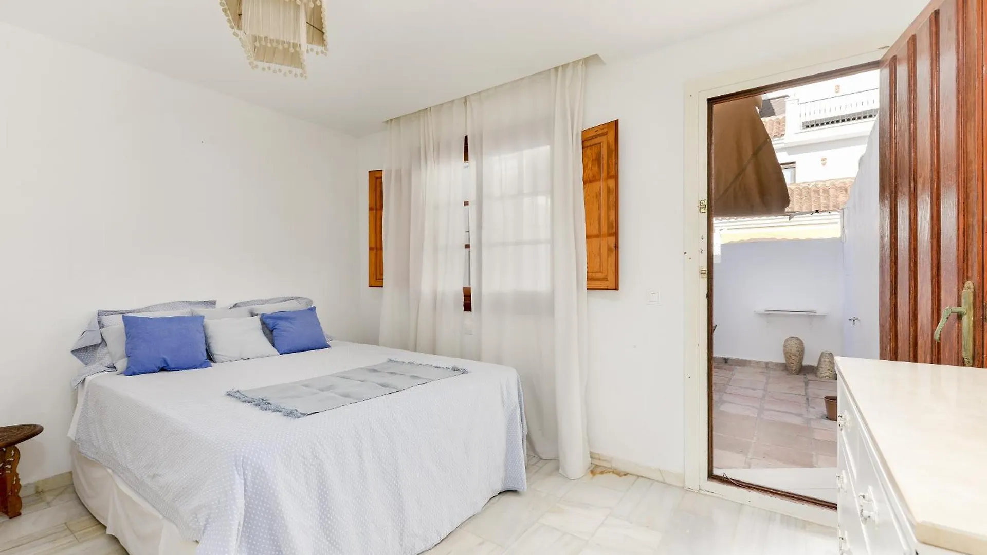 Las Gaviotas Manilva Apartment